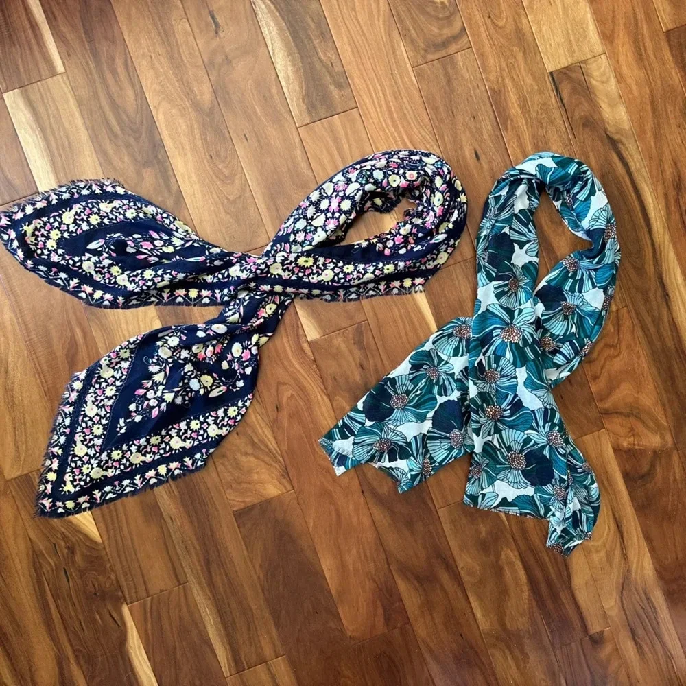 Bundle of Women’s Scarves